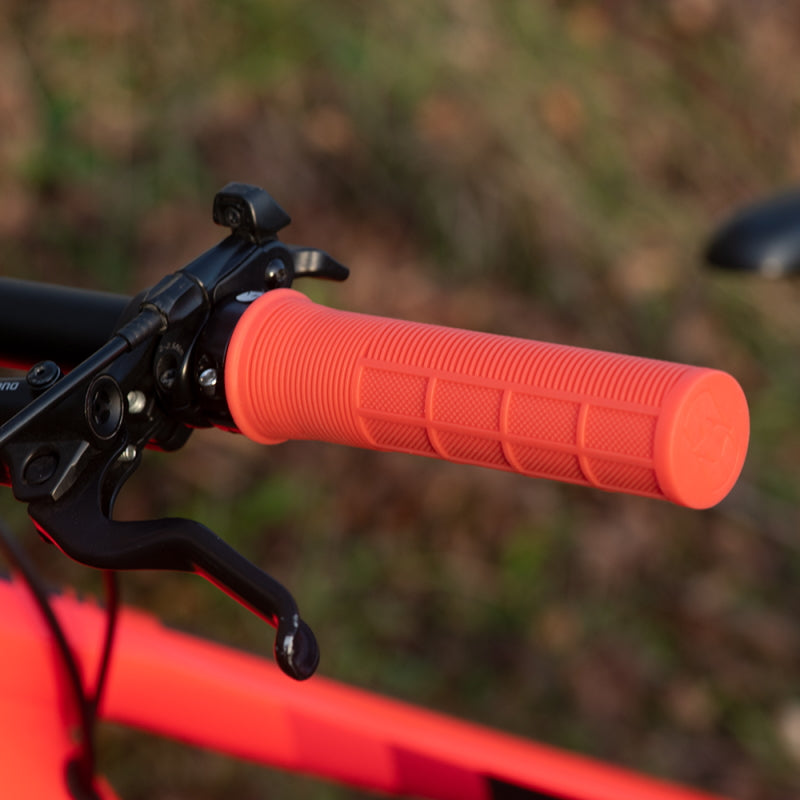 Oxford Driver Lock-On Grips Orange - In Use