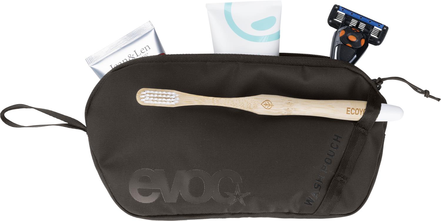 100212619-EXPLORER-PRO-30-dt12