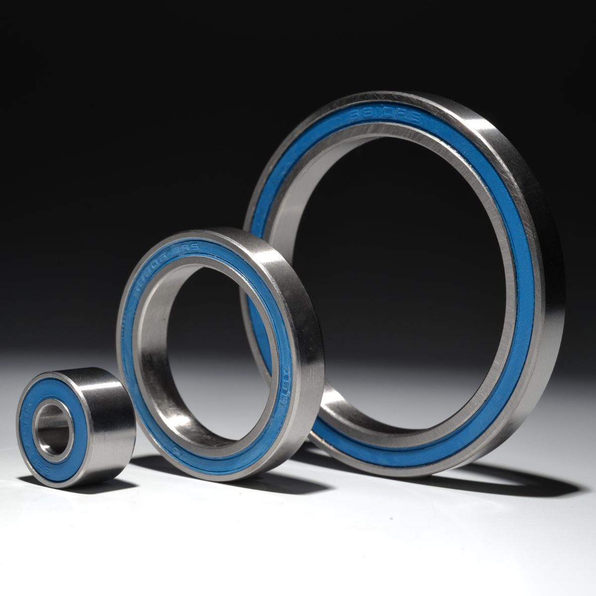 Black Bearing 698 2 Rs Max Radial Sealed Bearing
