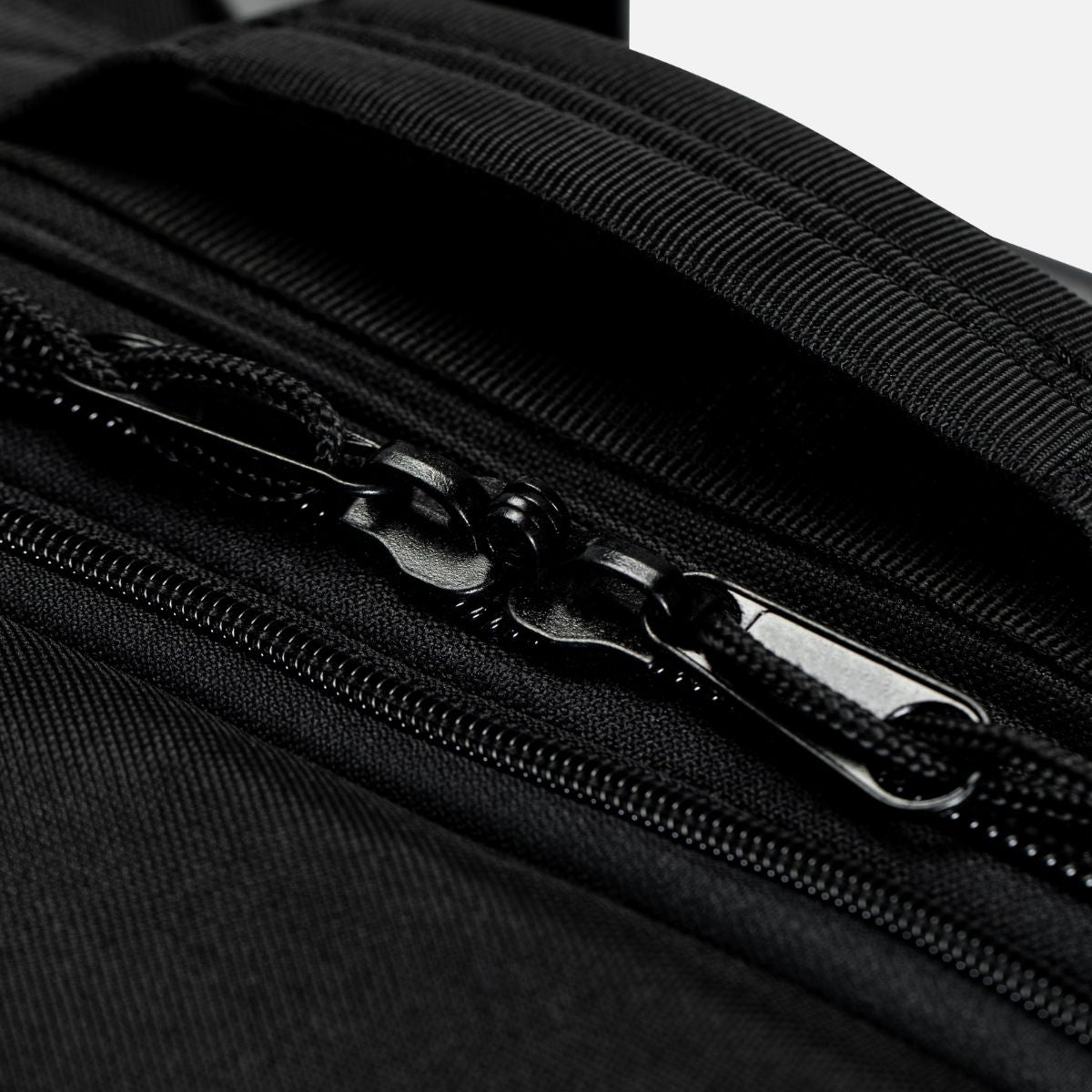 Albek Long Haul (Checked) Bag Covert Black