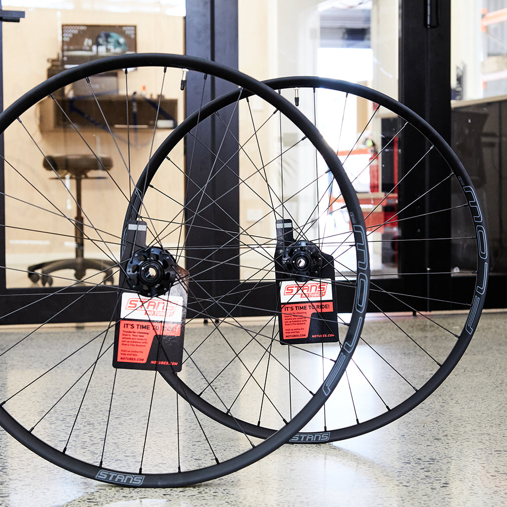 FLOW MK4 ON M-PULSE MTB WHEELS