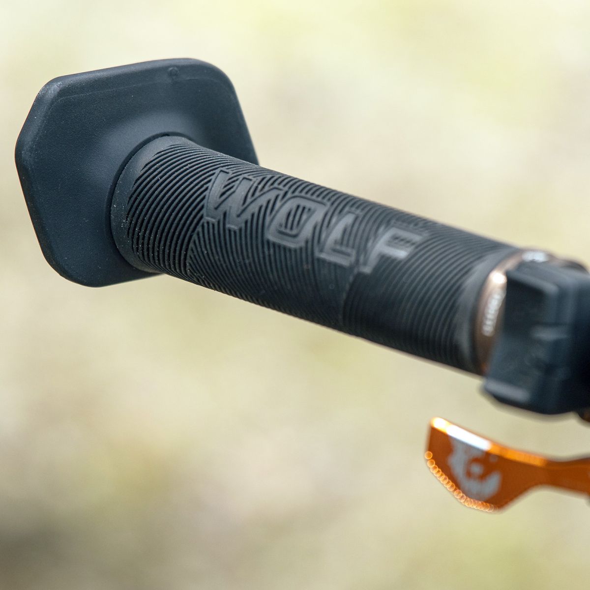 Wolf Tooth Locked-In Bar Ends