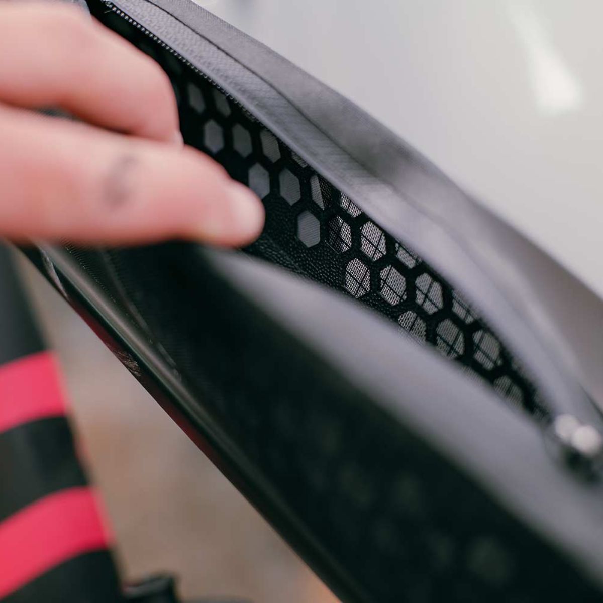 Apidura Aero Bolt On Long Top Tube Module