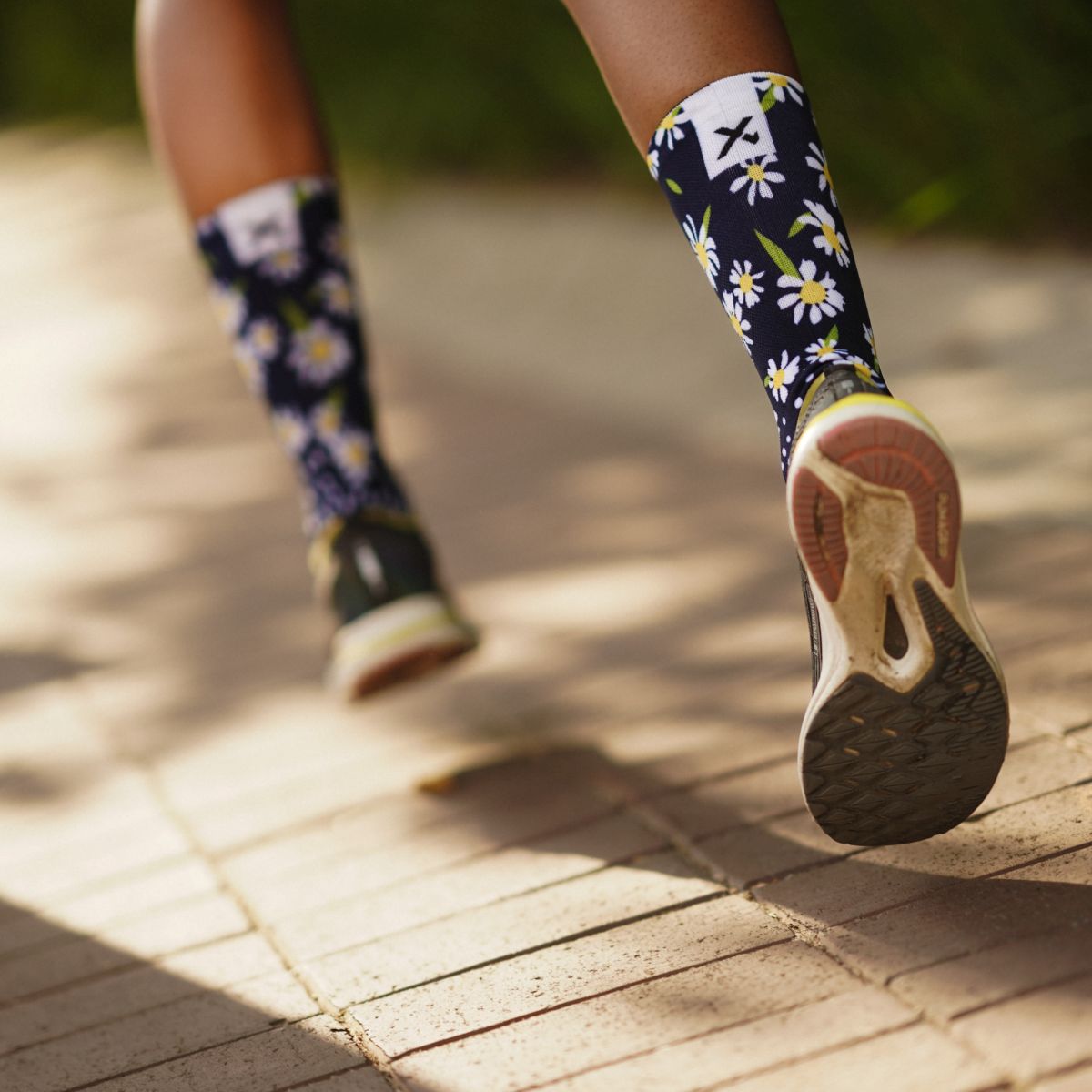 SOX FOOTWEAR - DAISY CREW SOCKS