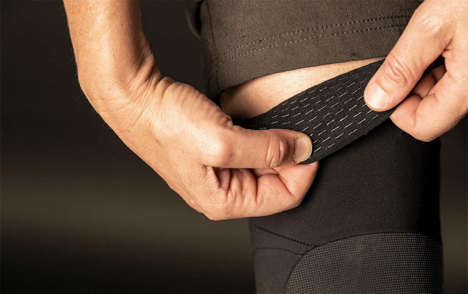 Bluegrass Aura Core Knee Guards 8