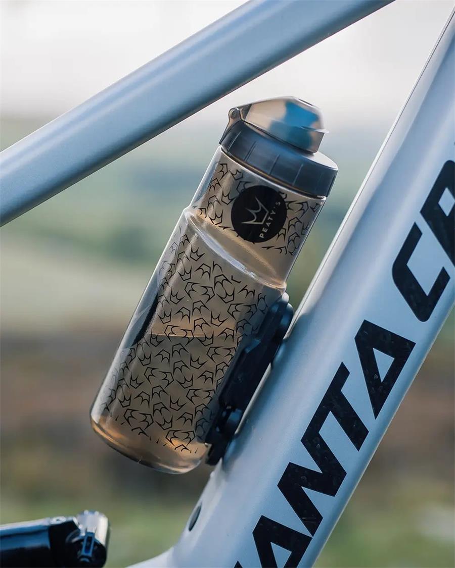 Peaty_s_x_Fidlock_Lockin_Bottle___Mount_5