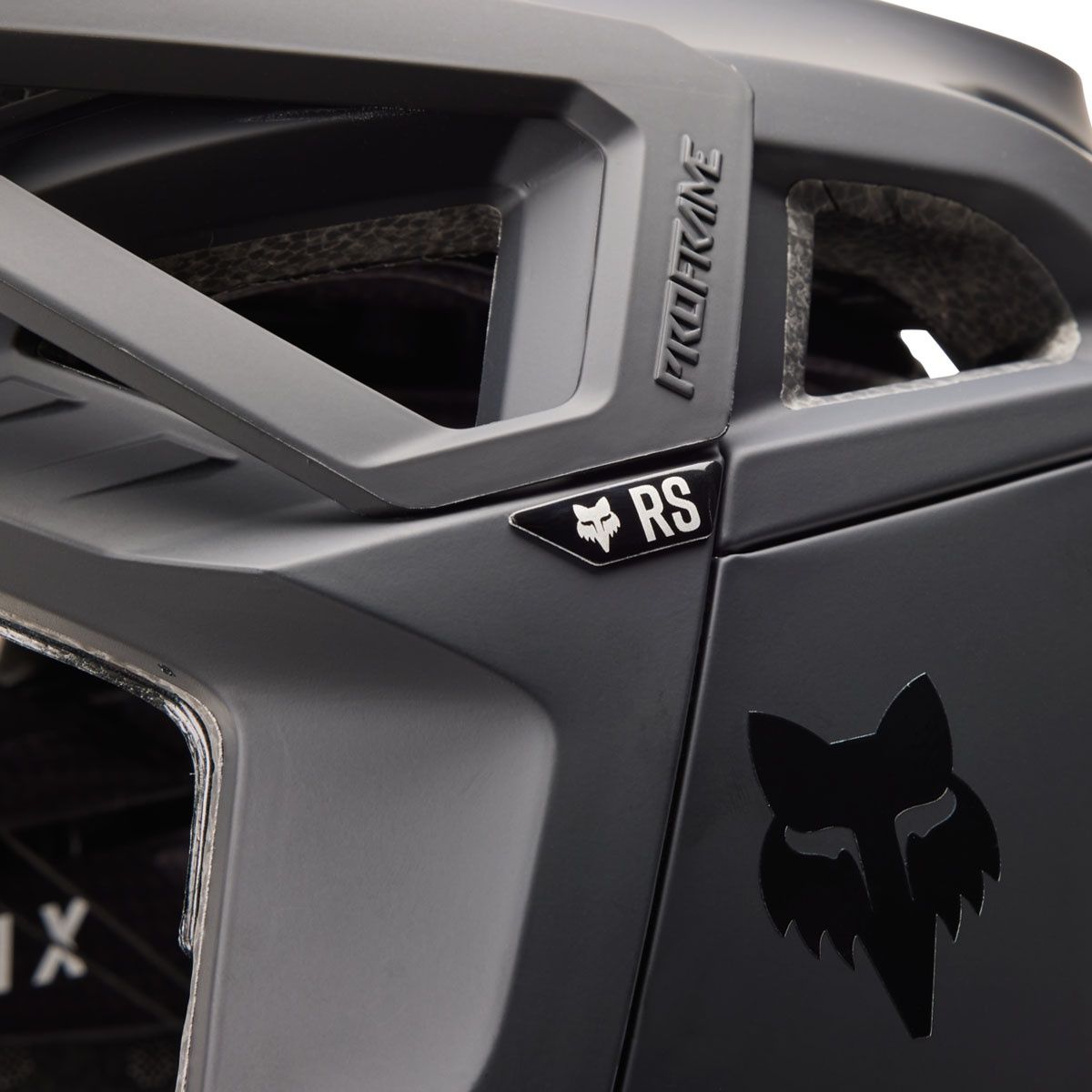 Proframe RS Helmet - CE