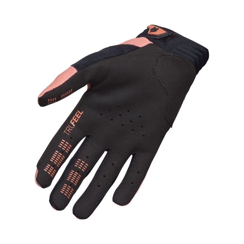 W Defend Glove