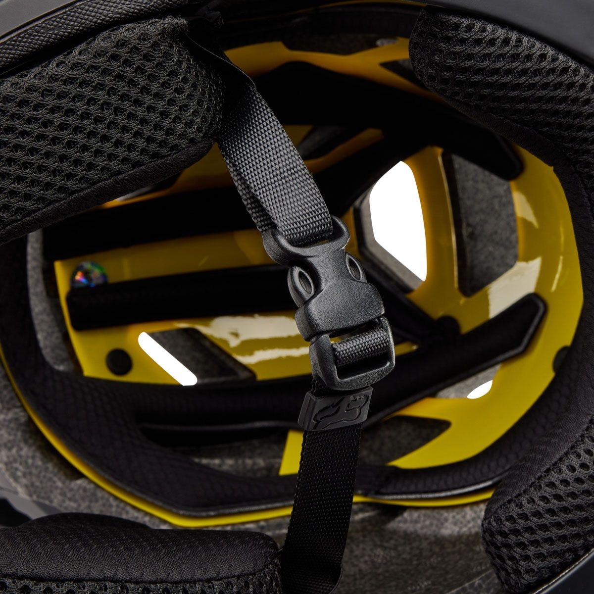 Proframe Helmet - CE