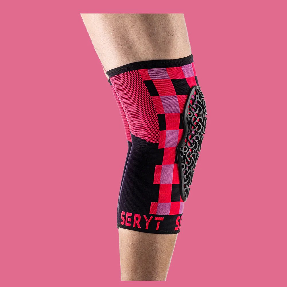 Flow_Knee_Checker_Pink_2