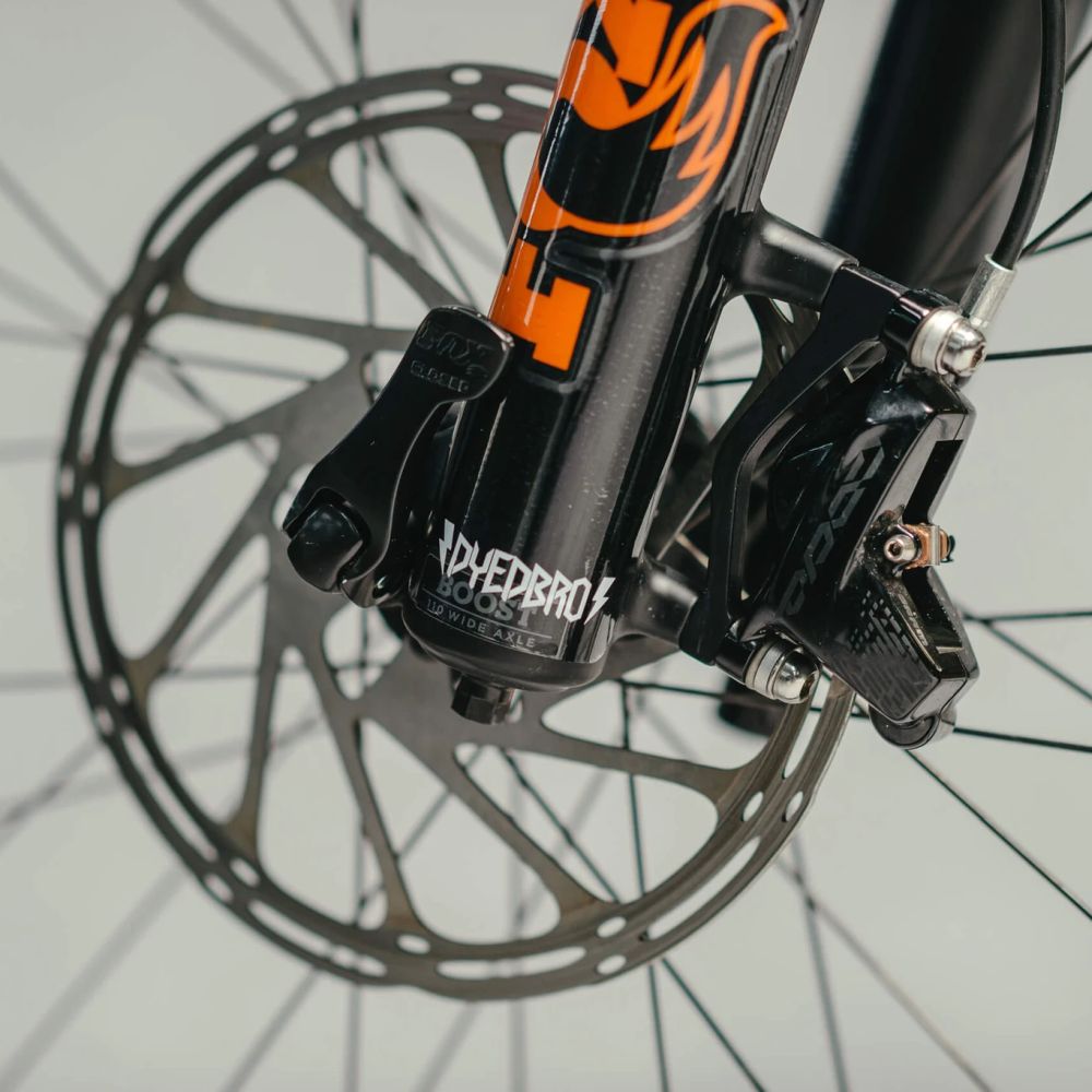 Dyedbro Fork Protection