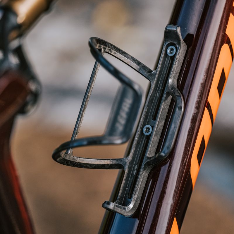 Pulse S2 Side Pull Bottle Cage Right - 4