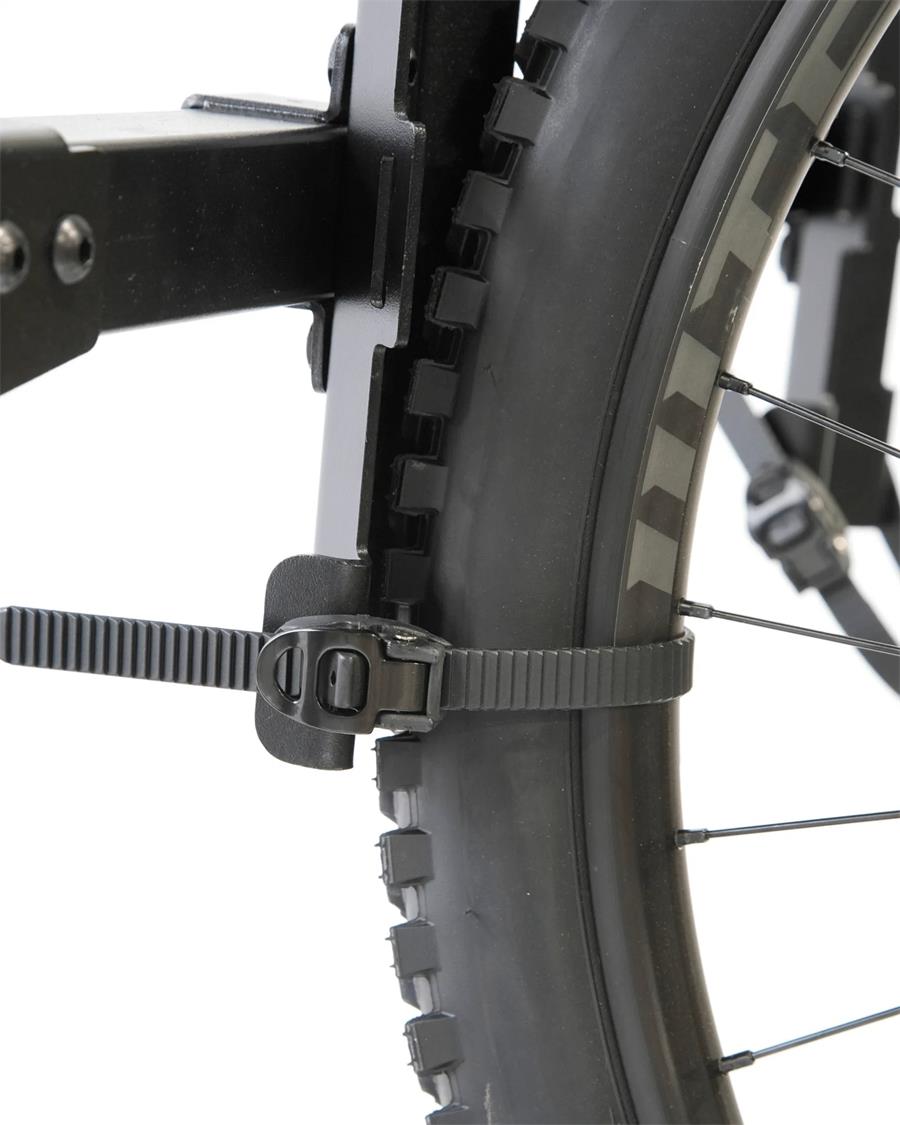 Maverack 4-BIKE PREMIUM VERTICAL RACK 17
