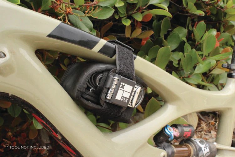 Payload_Pocket__Strap_Carry_2