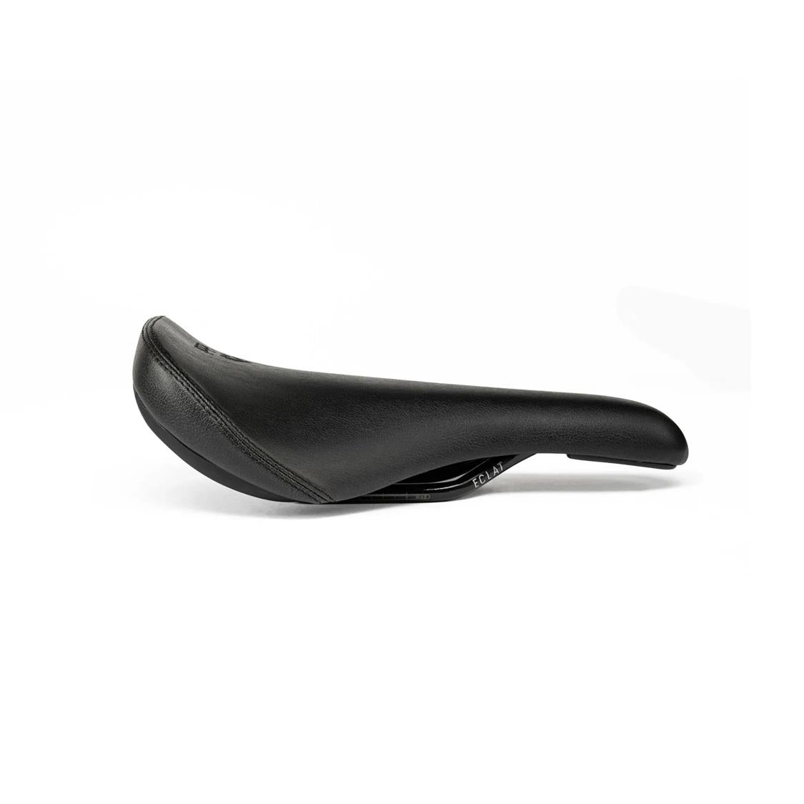 Exile_Railed_Seat_5