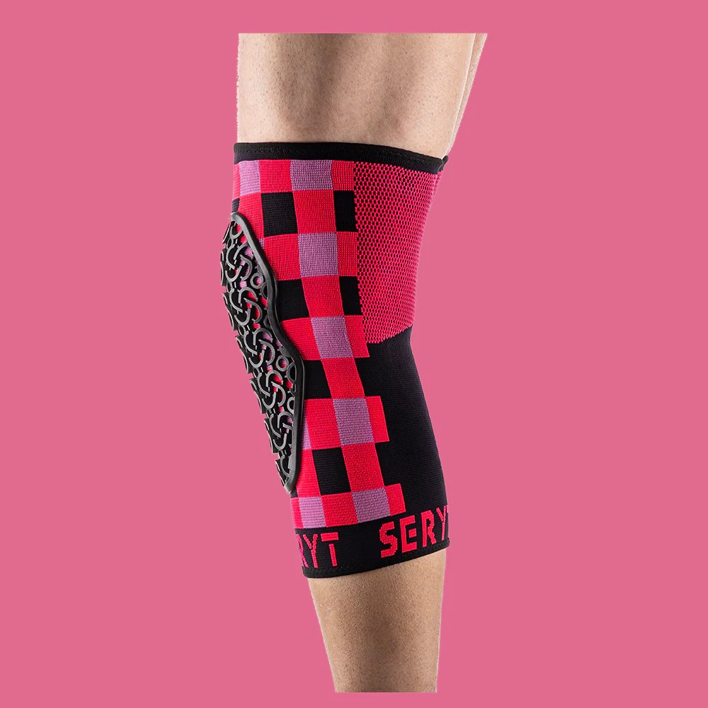 Flow_Knee_Checker_Pink_4