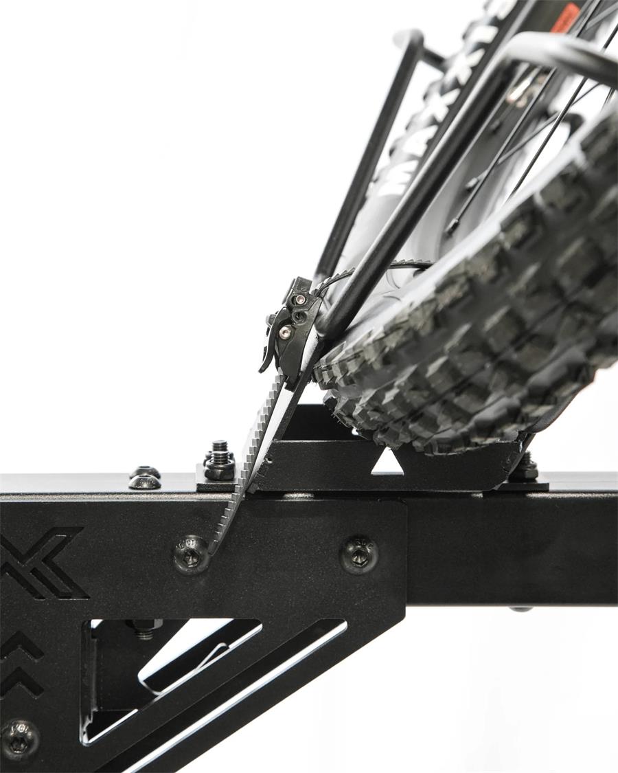 Maverack 4-BIKE PREMIUM VERTICAL RACK 11