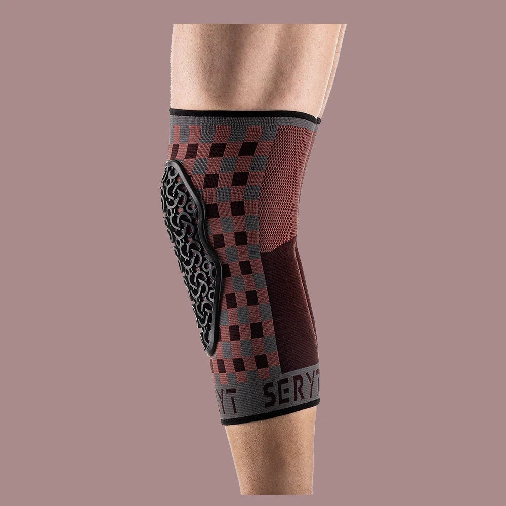 Flow_Knee_Checker_Grey_4