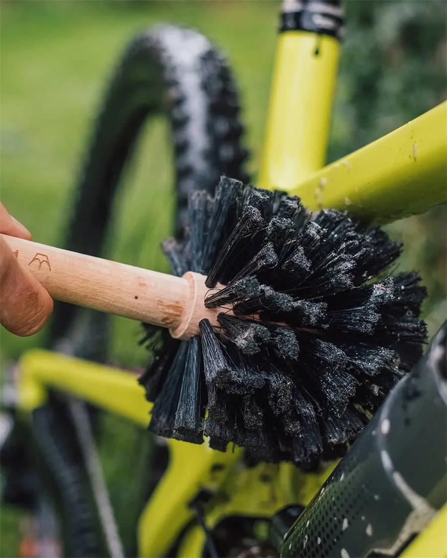 Peaty_s_Bicycle_Brush_Set_9