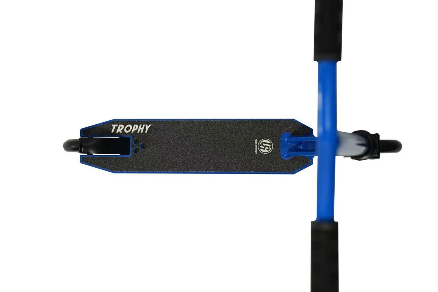 Crisp Trophy Blue-Black 4
