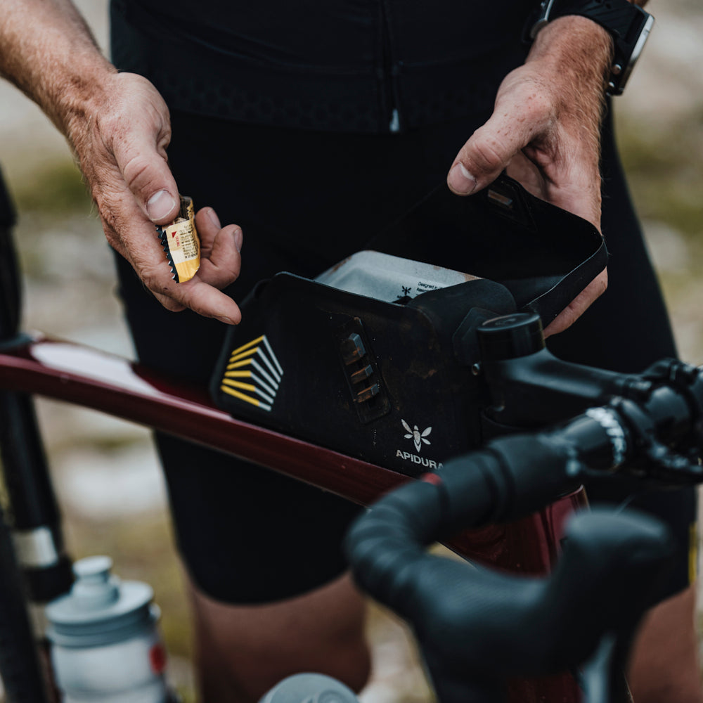 Apidura Racing Bolt On Top Tube Pack 1 L