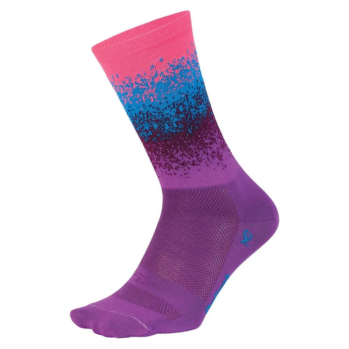 aireator-6-barnstormer-ombre-defeet-Wild Berry