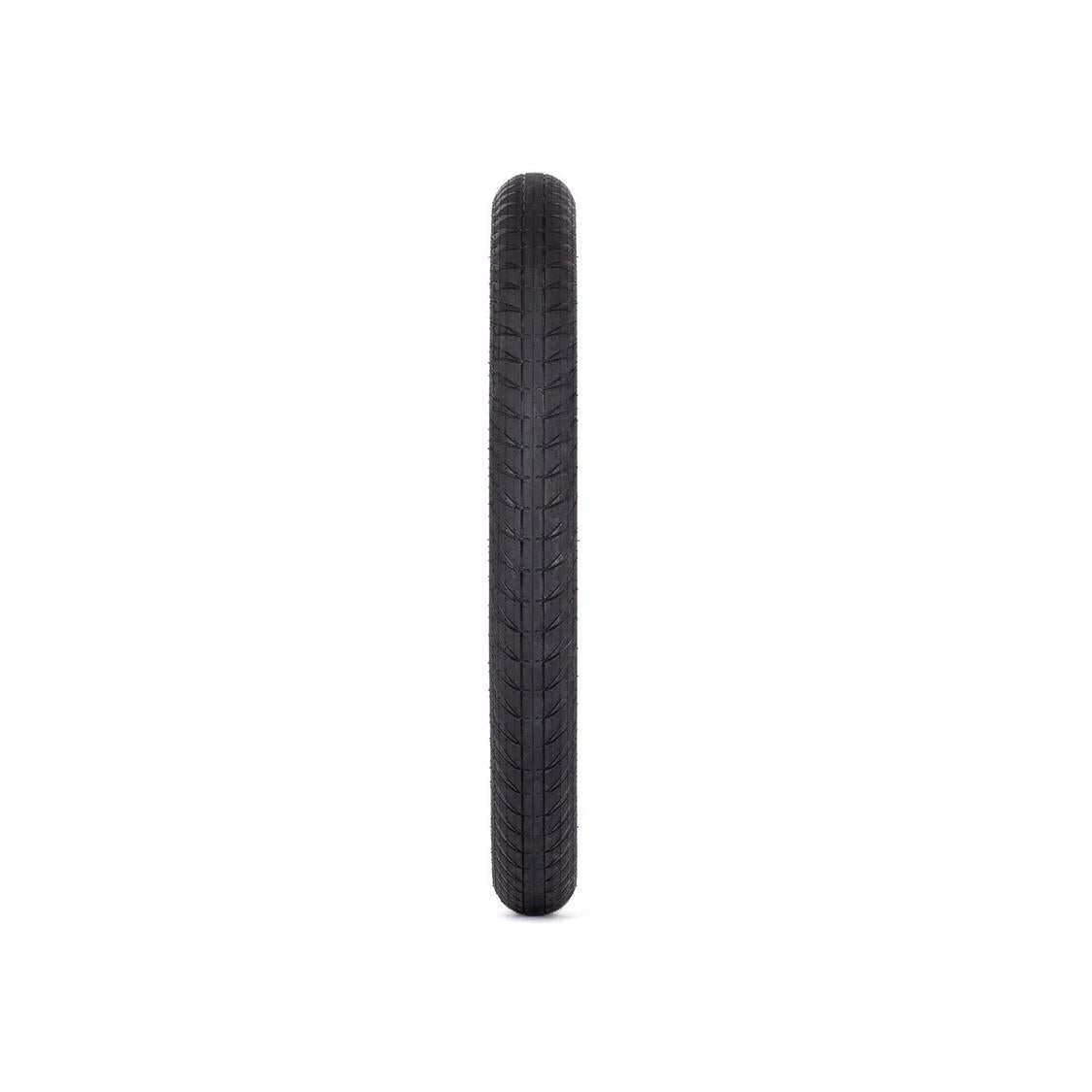 Creature_Tire__Felix_Prangenberg_Signature__4