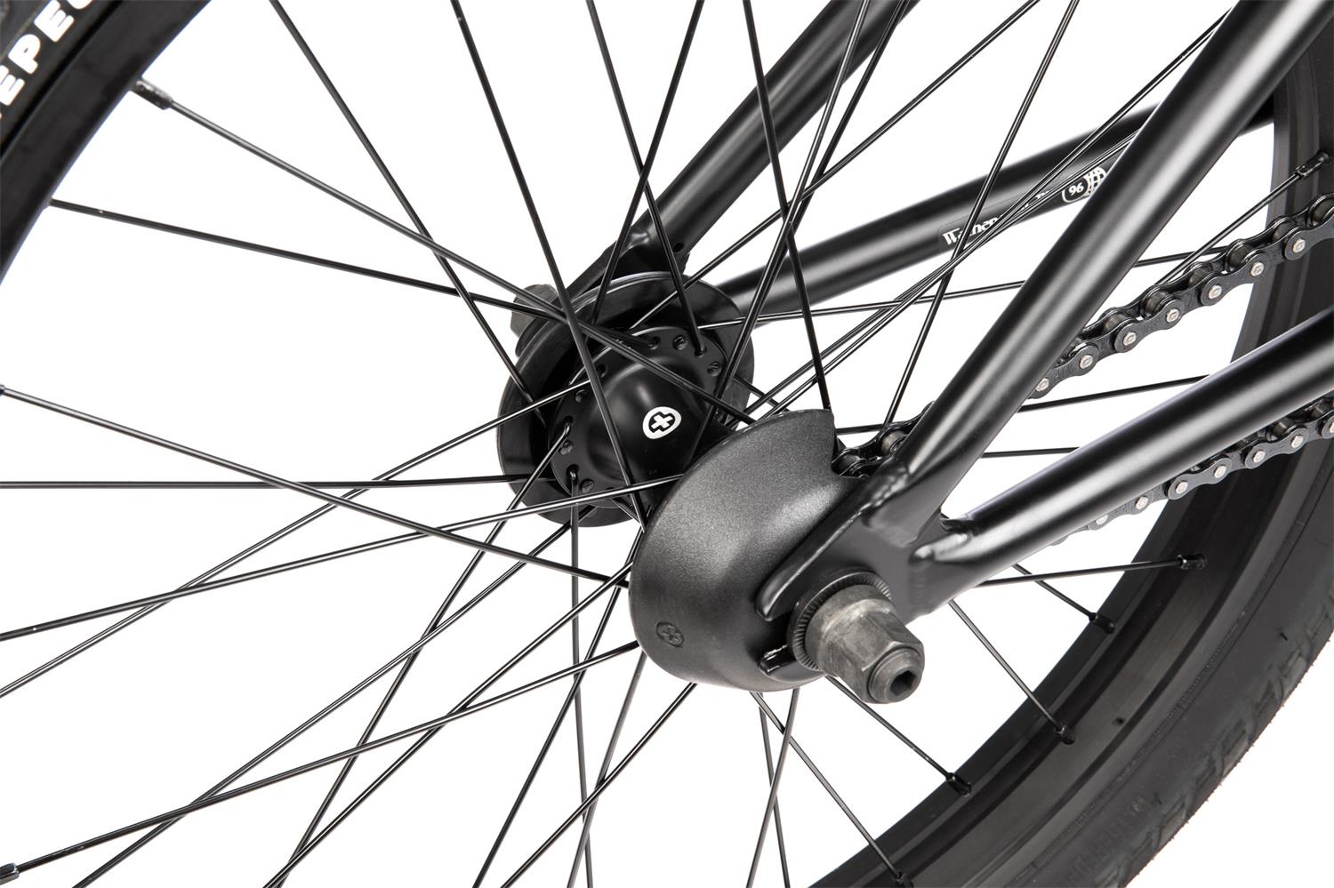 Wethepeople_CRYSIS_matt black_10