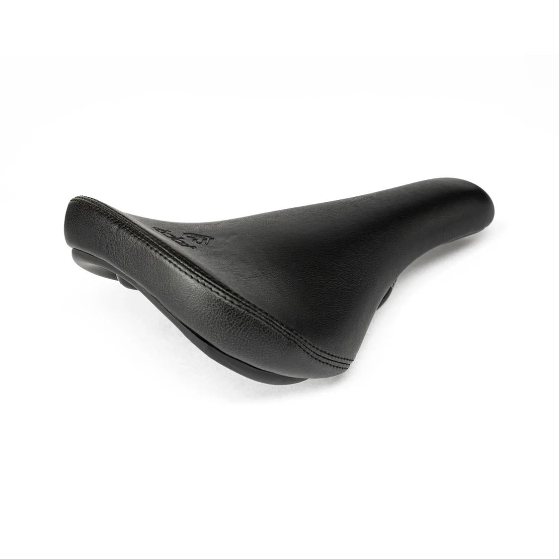 Exile_Railed_Seat_1