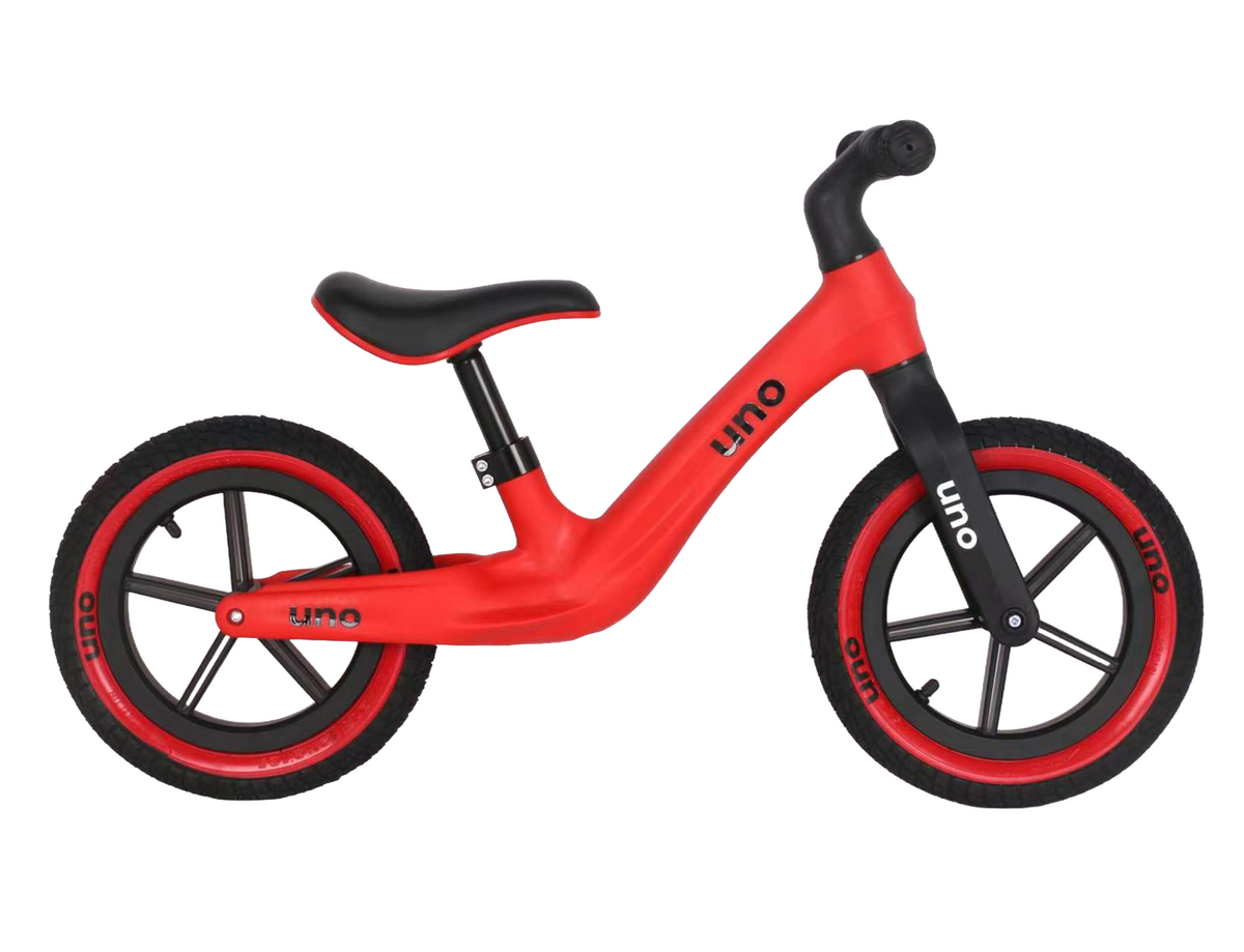 UNO Balance BikeRed Side View right