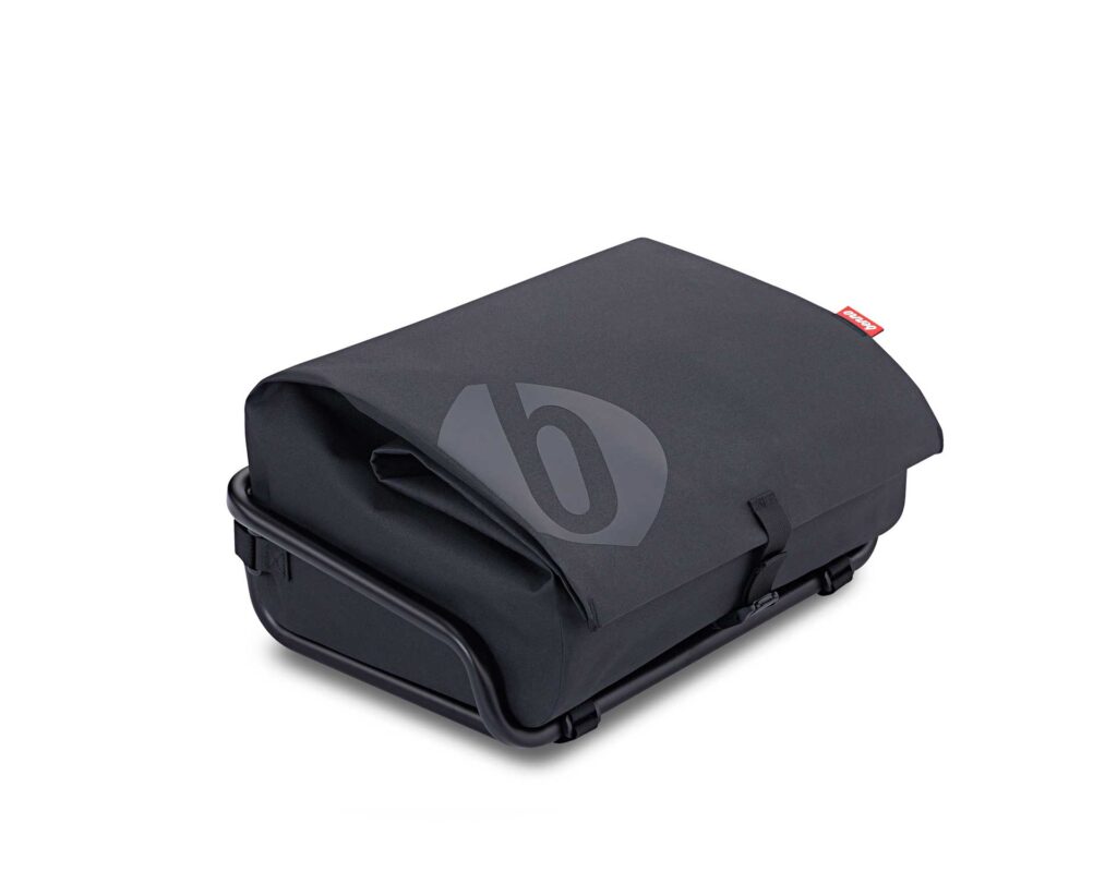 UTILITY FRONT TRAY BAG WATERPROOF BLACK