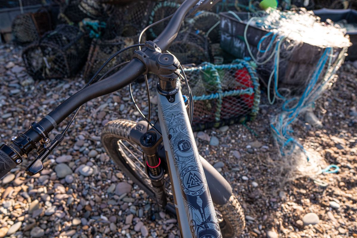 Mucky Nutz Frame Skinz Classic Viking