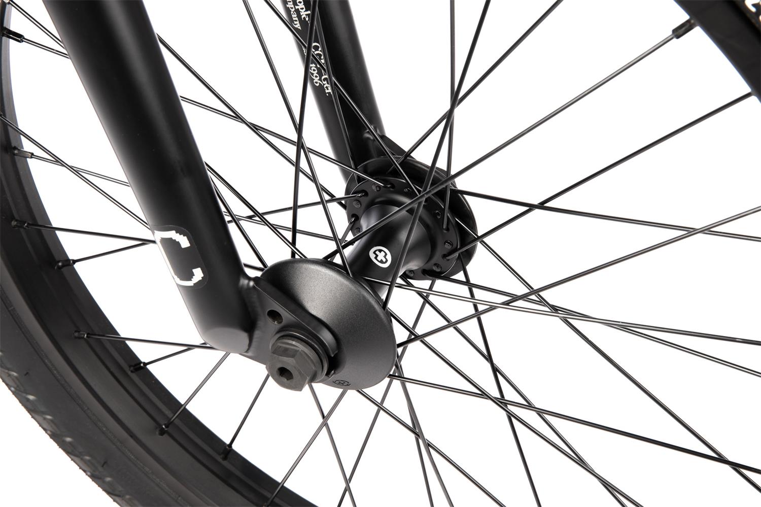 Wethepeople_CRYSIS_matt black_7