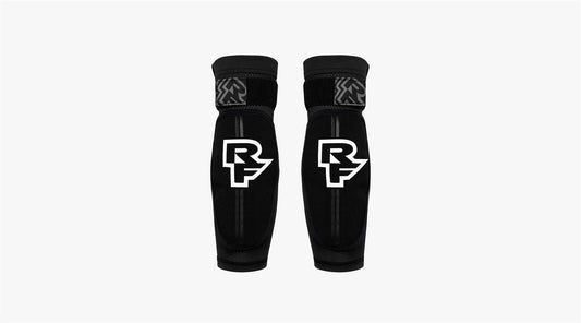 Indy_Elbow_Stealth_hero_pdpb_m_3x-2100x1167-81b6fd